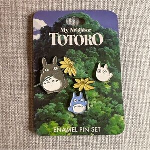Studio Ghibli My Neighbor Totoro Floral Totoro Enamel Pin Set